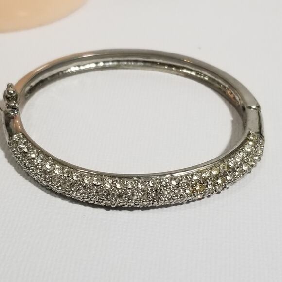 Lia Sophia LS crystal paved hinged bangle bracelet 1.2003 - Picture 11 of 12